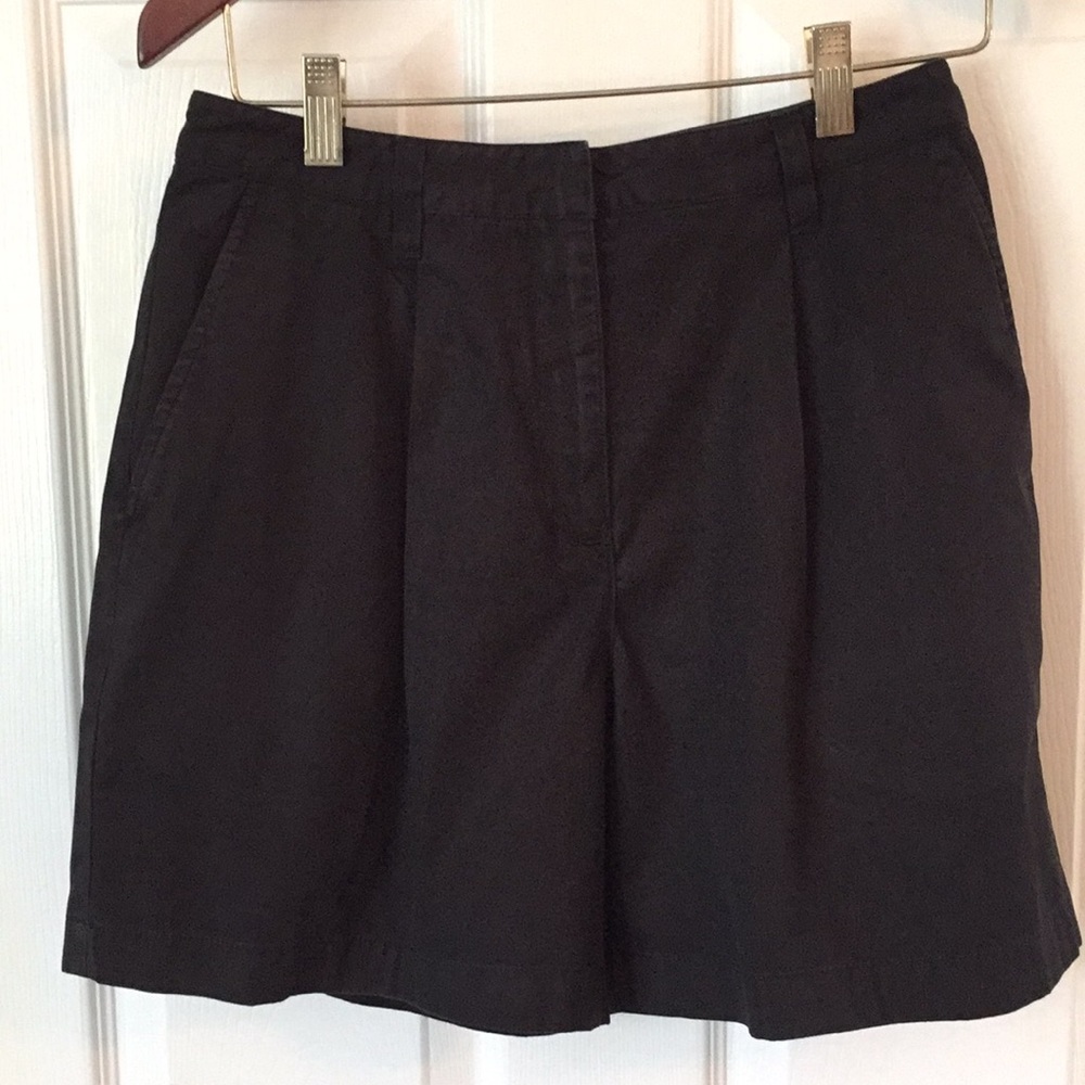 Ann Taylor pleated black shorts